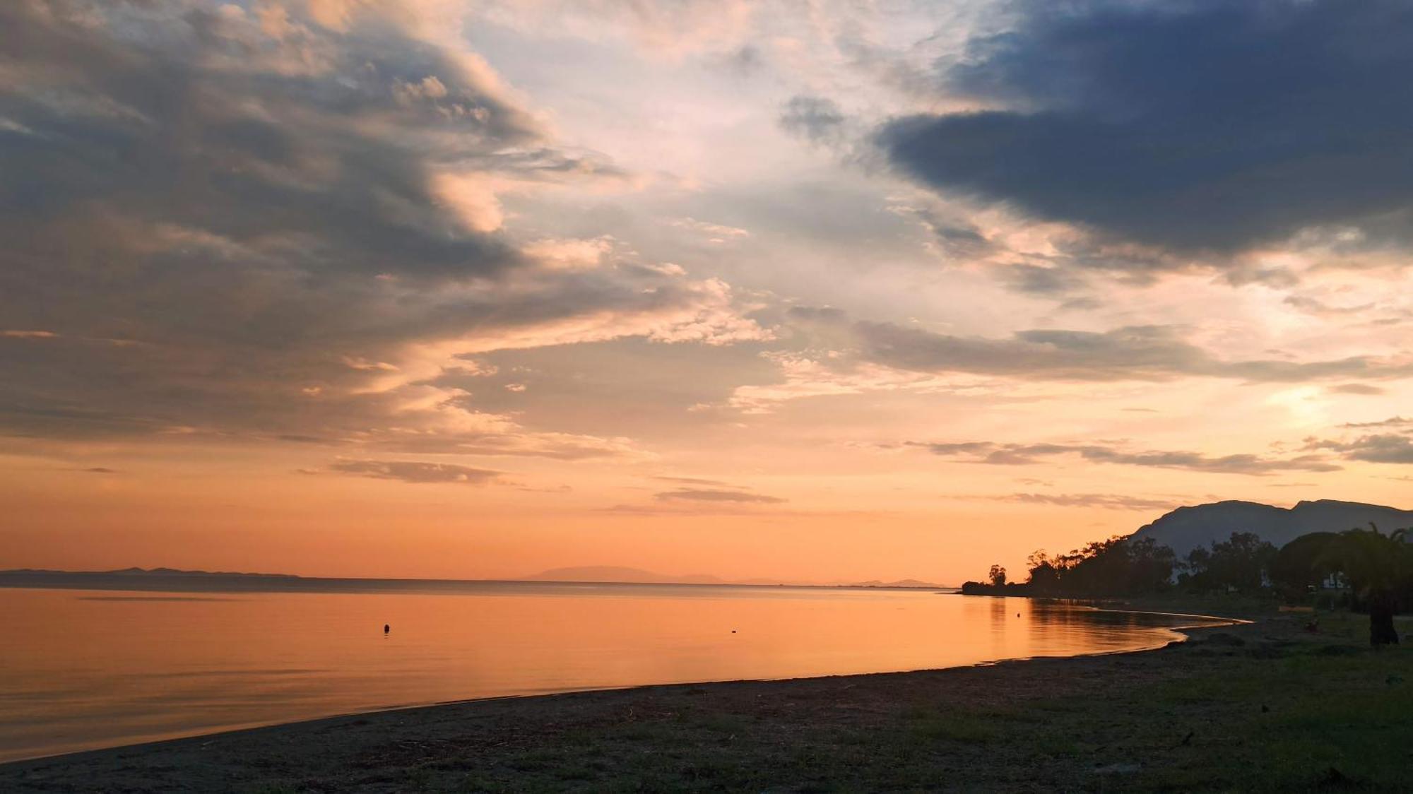 Nafpaktos Cottage By The Sea For Travelers And Dreamers! Εξωτερικό φωτογραφία